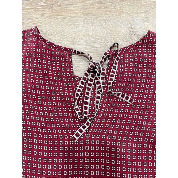 Madewell Silk Blouse Top Womens 2XS Red Geometric Short Sleeve Tie Bow Back Casu - Picture 9 of 10